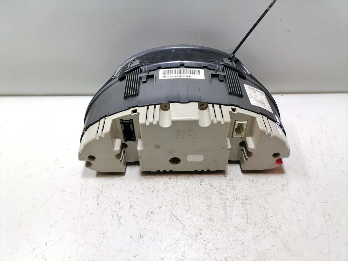 BMW 3er E46 Limousine BJ 2003 Kombiinstrument Tacho 3.0D 0263639161